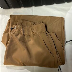 Khaki Chino Pants with Elastic Waistband and Relaxed Fit